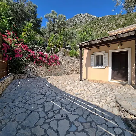 Villa Samsel - Amazing Seaviews, Infinity Pool, Privacy, Close To The Nidhrion