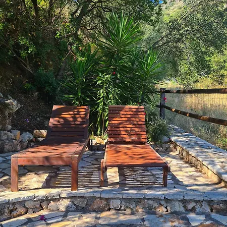 Samsel - Amazing Seaviews, Infinity Pool, Privacy, Close To The Nidhrion