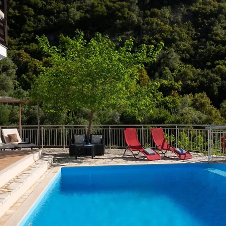 Villa Samsel - Amazing Seaviews, Infinity Pool, Privacy, Close To The Nydri (Lefkada)
