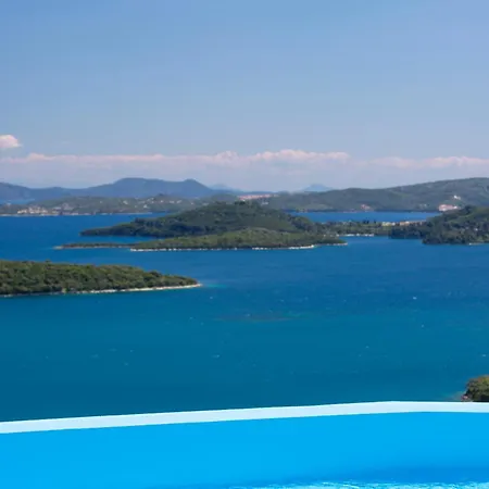 Samsel - Amazing Seaviews, Infinity Pool, Privacy, Close To The Villa Nydri (Lefkada)