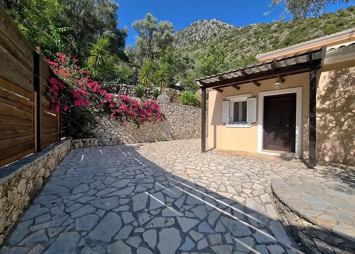 Villa Samsel - Amazing Seaviews, Infinity Pool, Privacy, Close To The Nidhrion